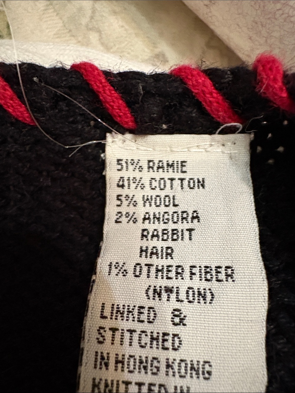 Vintage Christmas Red, Black & Cream Cardigan 1998 tag - Picture 13 of 14